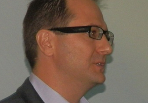 רובין פישר, סגן נשיא למכירות באזור EMEA ב-Salesforce.com