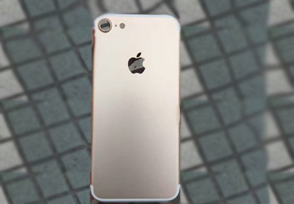 מה הולך להיות? iPhone 7