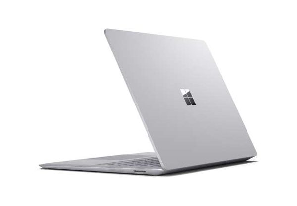 אין תרופה. Surface Laptop של מיקרוסופט. צילום: יח"צ