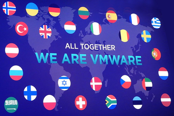 VMworld - בהשתתפות מעל 11 אלף מפתחים ומנהלים, עם משלחת שיא מישראל של מעל 150 משתתפים ברשותם של שמוליק ענתבי, המנהל האזורי, ואלי שקד, מנהל סניף ישראל. צילום: פלי הנמר