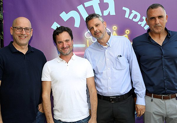 מימין: נדב אמסלם, סמנכ"ל אגף לקוחות עסקיים בקבוצת סלקום; ליאור גולדגרבר, מנהל מכירות ישראל בצ'ק פוינט (Country Manager); אורן שגיא, מנכ"ל סיסקו ישראל; וניר שטרן, מנכ״ל קבוצת סלקום. צילום: סיון פרג'