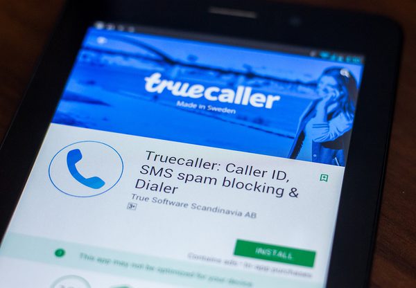 חוסמת שיחות ספאם ומזהה מי מתקשר. Truecaller. צילום: BigStock